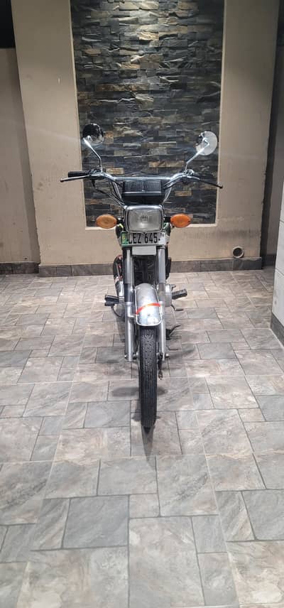 Only Serious Buyers Contact (3 digit Number