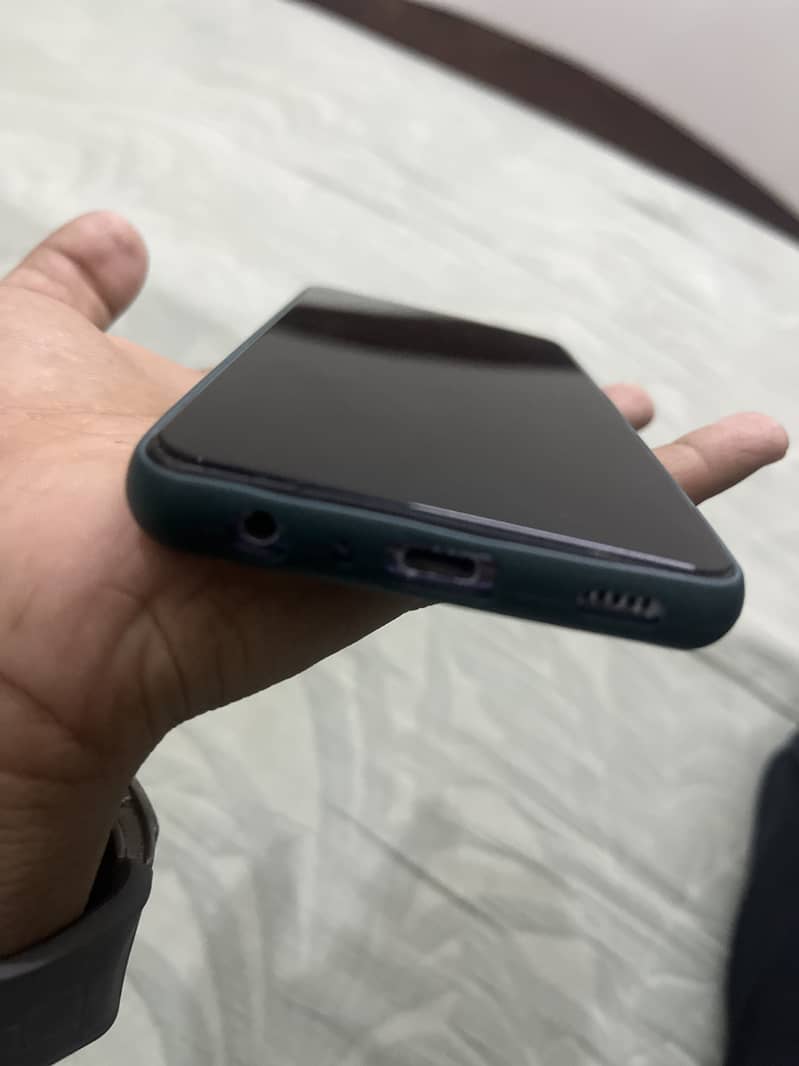 Samsung Mobile A32 1