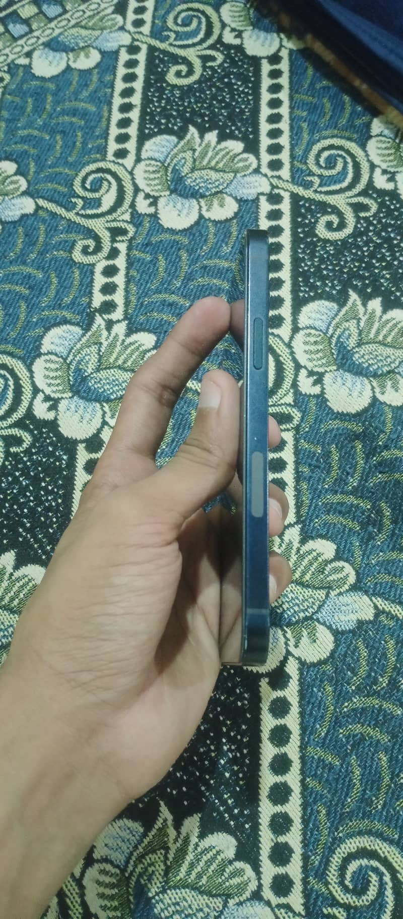 Apple iPhone 12 5