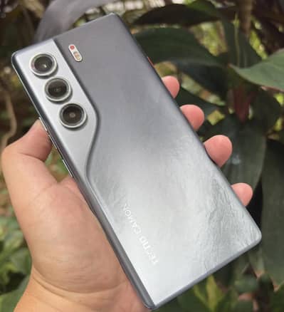 Tecno CAMON 40 Pro