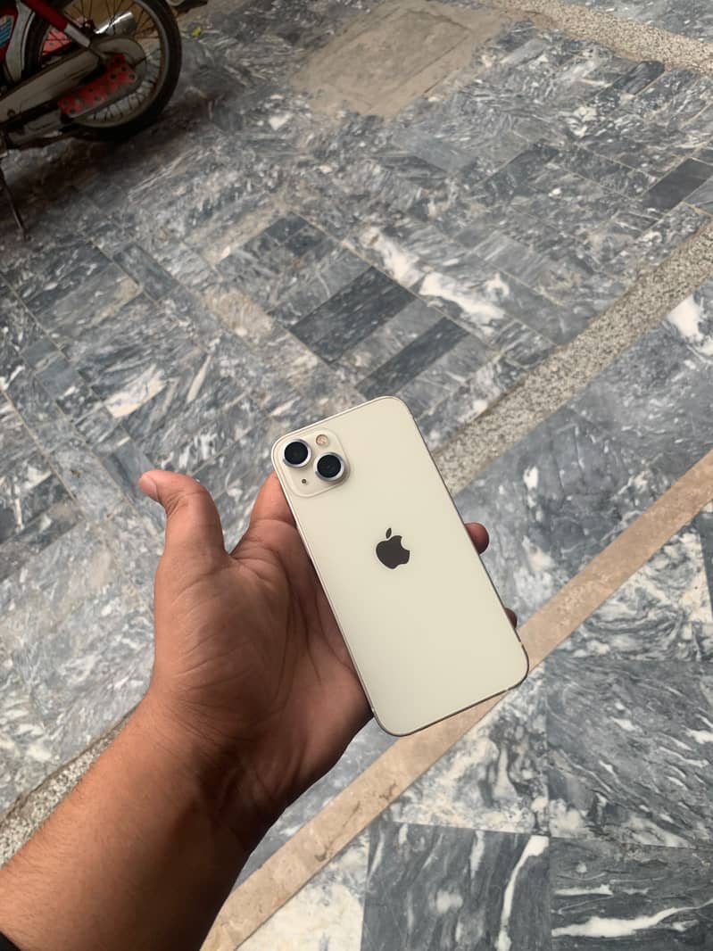 Apple iPhone 13 mdm 3