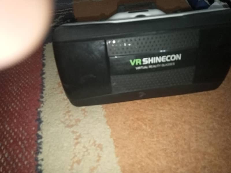 VR headset shinecon 1