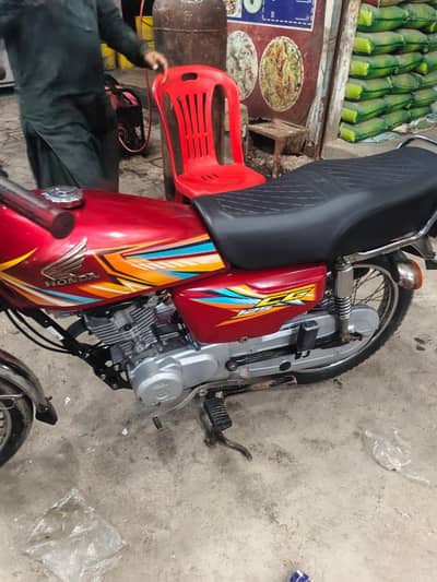 Honda 125 2025/26 original condition argent sale