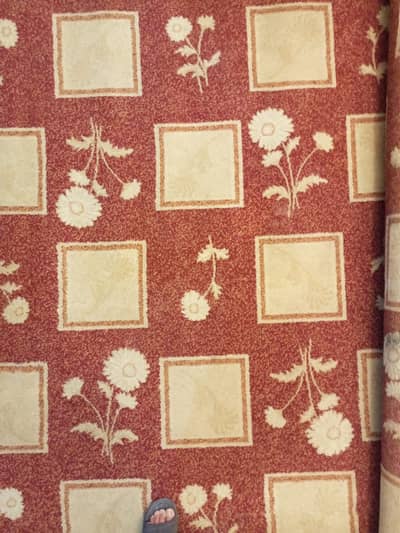 GOOD QUALITY CARPET