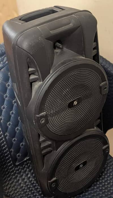 KTS-1745 Portable Rechargeable Wireless Bluetooth Speaker.