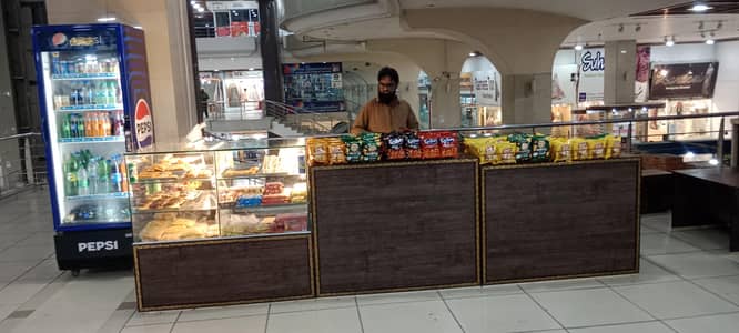display counter with table and banches