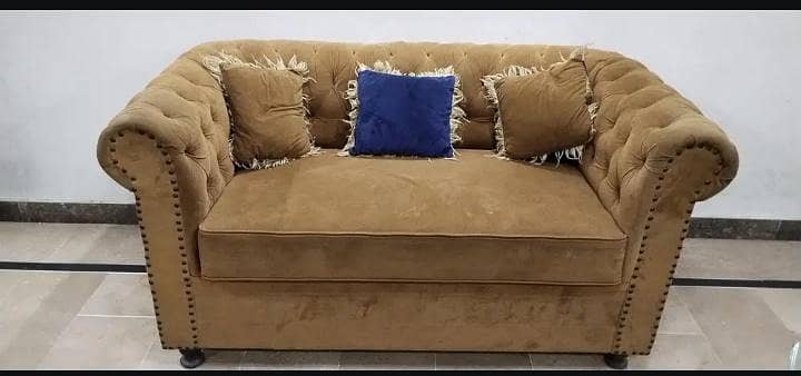 Sofa set 0