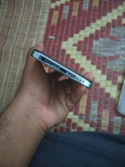 Infinix hot 40i 8 ram 128