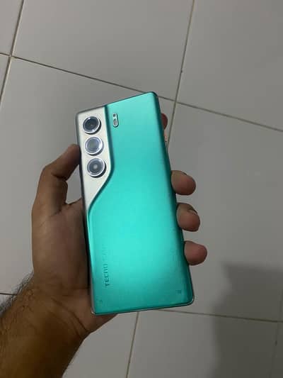 Tecno CAMON 40 Pro