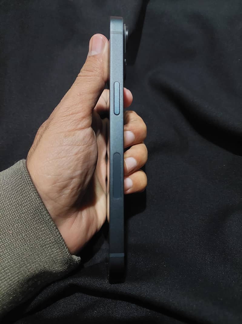 Apple iPhone 14 2