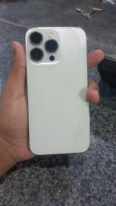 Apple iPhone 13 Pro
