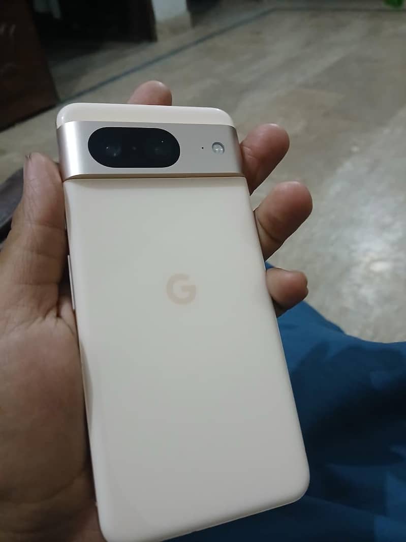Google Pixel 8 1