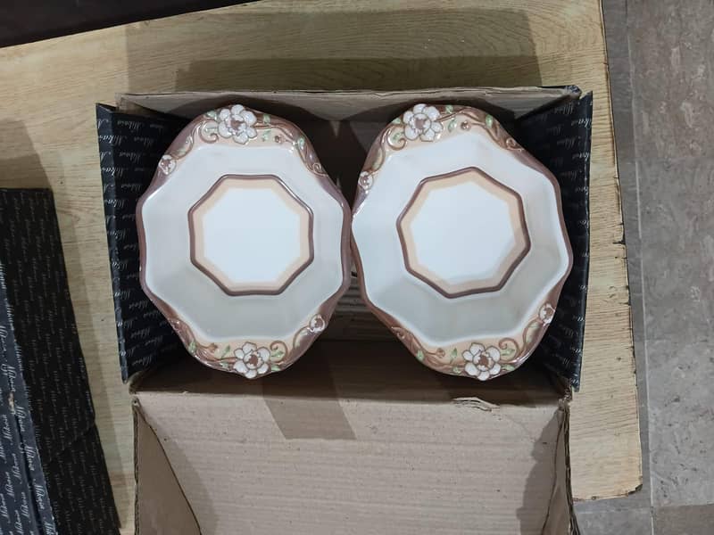Plasti Dinner Set 7