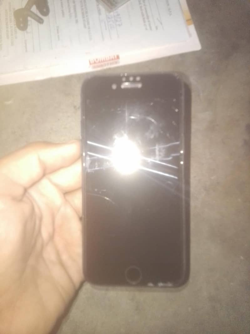 Apple iPhone SE 0