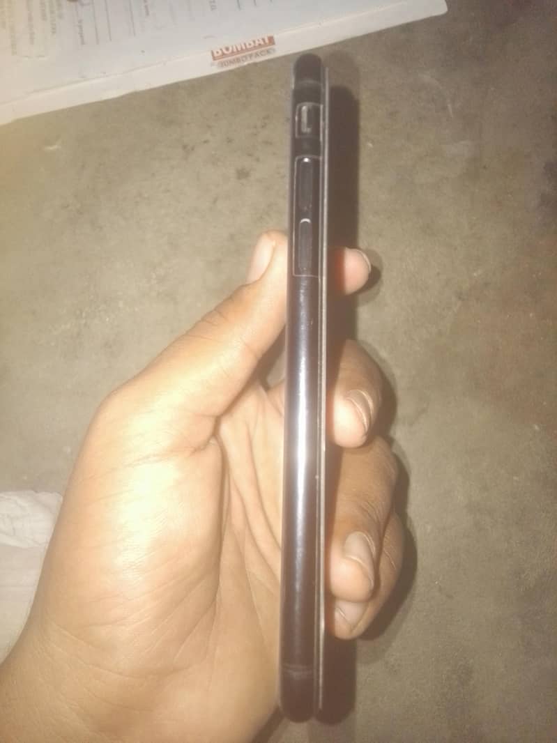 Apple iPhone SE 3