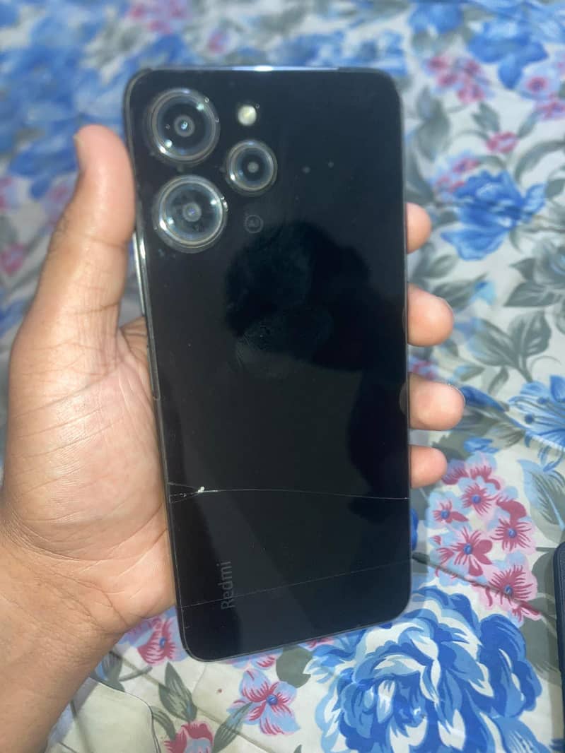 Xiaomi Redmi 12 1