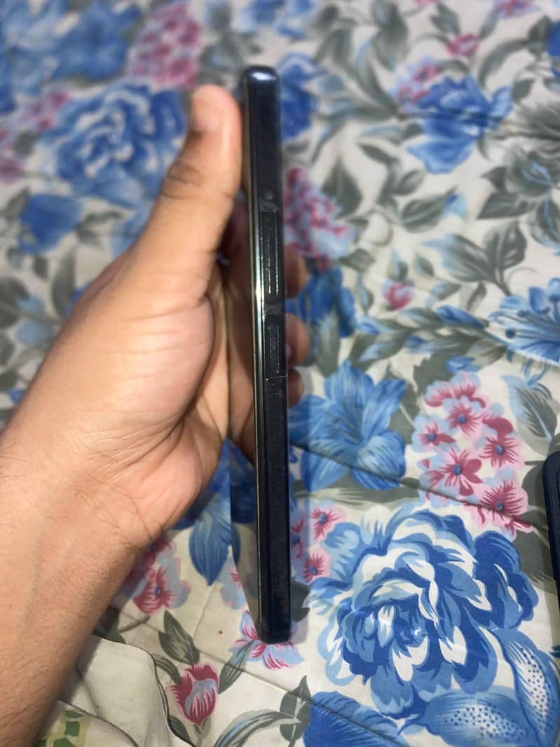 Xiaomi Redmi 12 10