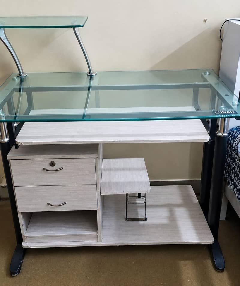 glass top computer table/ study desk 1