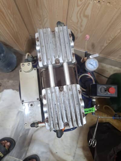Air compressor condition 10 by 08