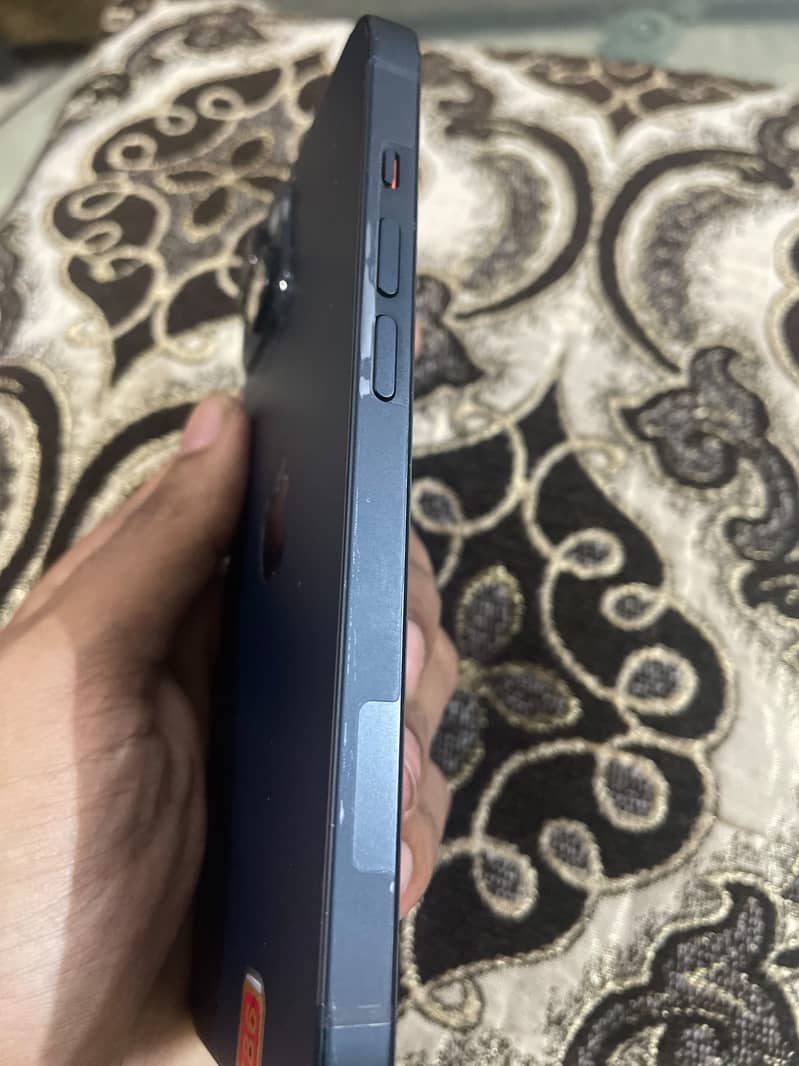Apple iPhone 14 6