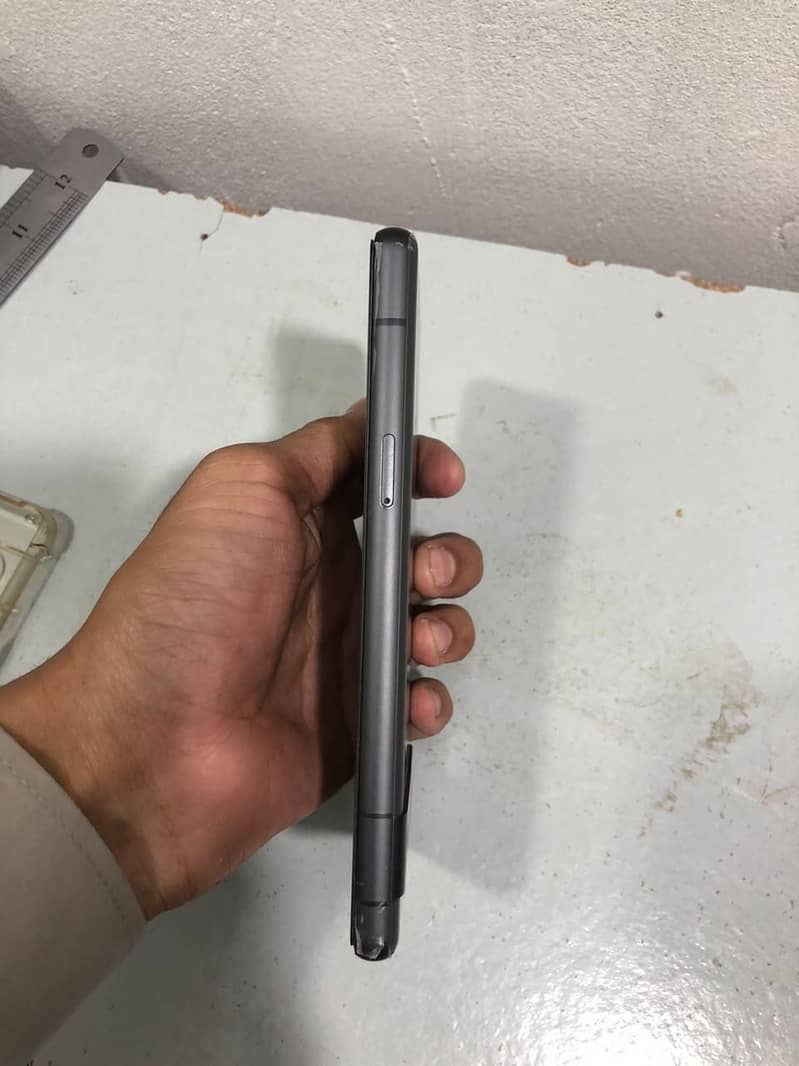 Google Pixel 7a 1