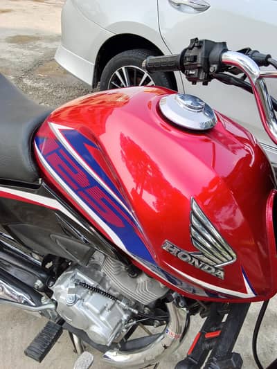 honda cb125F