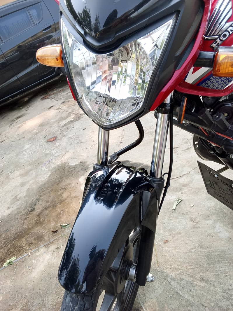 honda cb125F 6