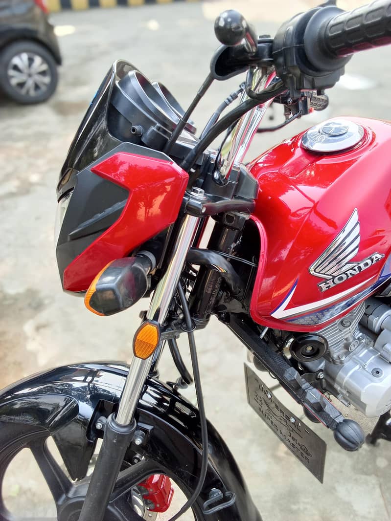 honda cb125F 8