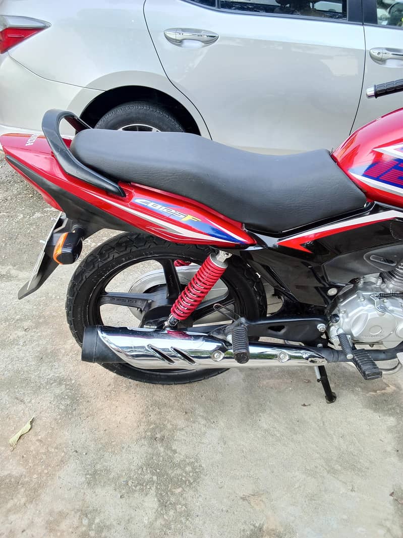 honda cb125F 14