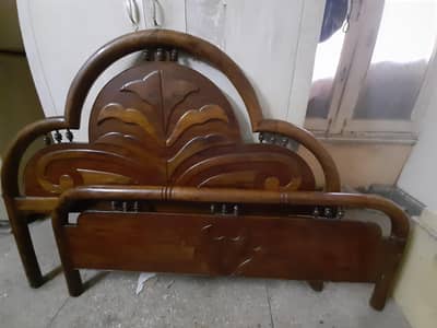 Bed dressing table