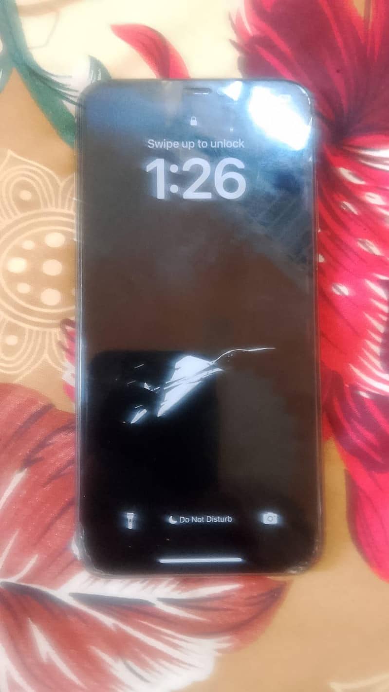 Apple iPhone XS Max 1