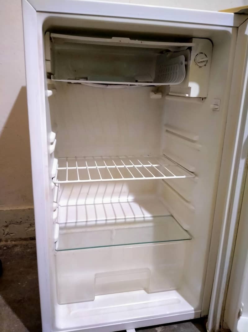 mini fridge imported 4