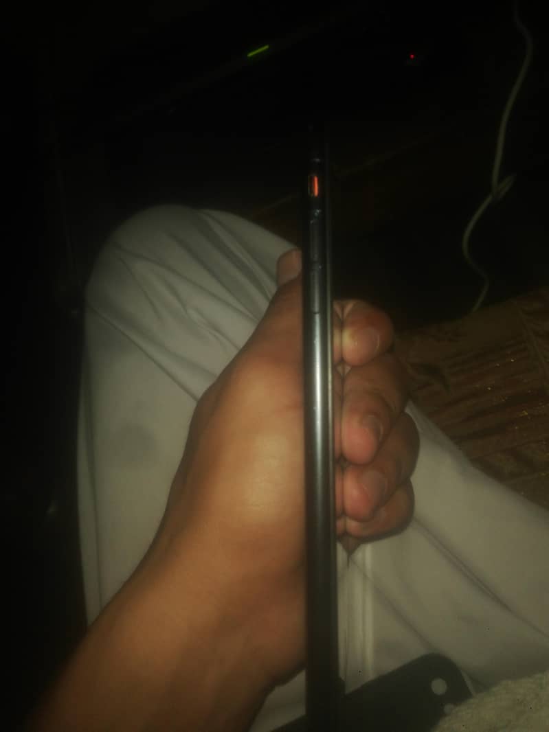 Apple iPhone 7 Plus 3