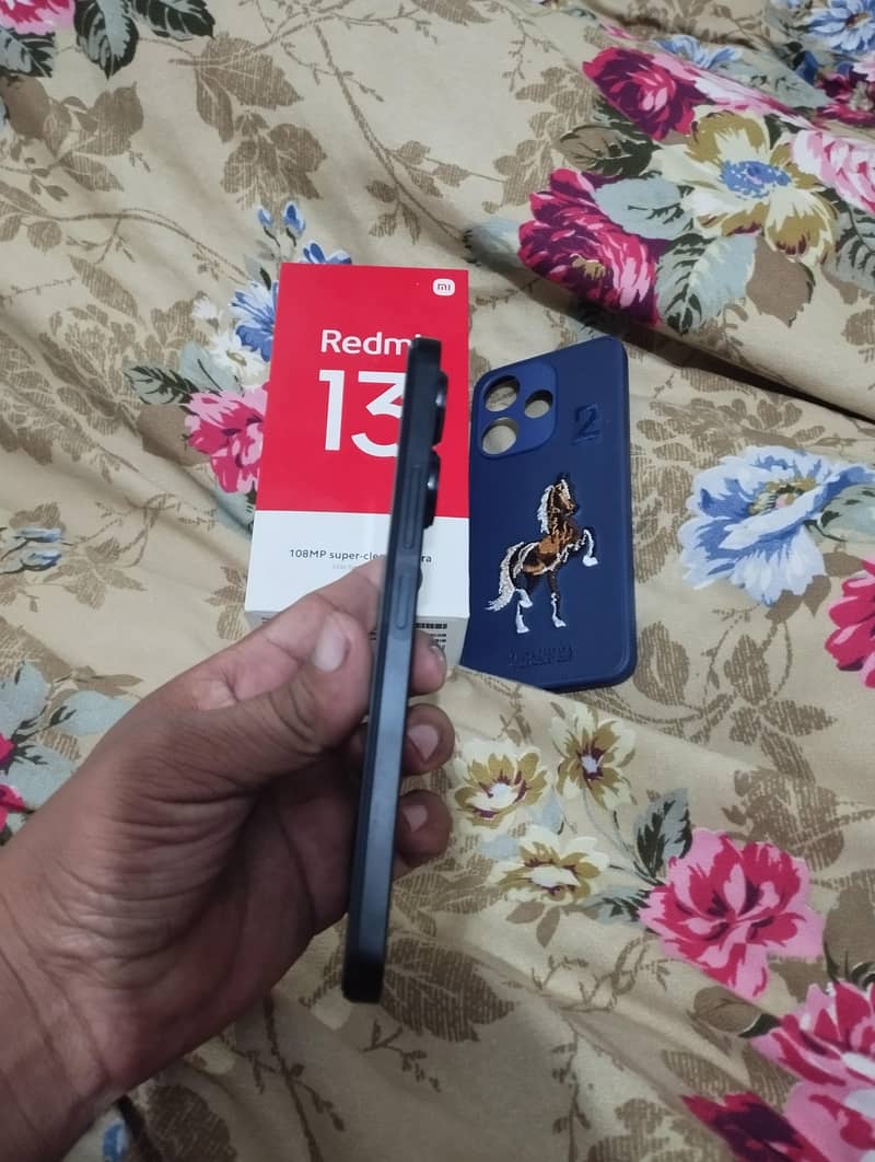 Xiaomi Redmi 13 3