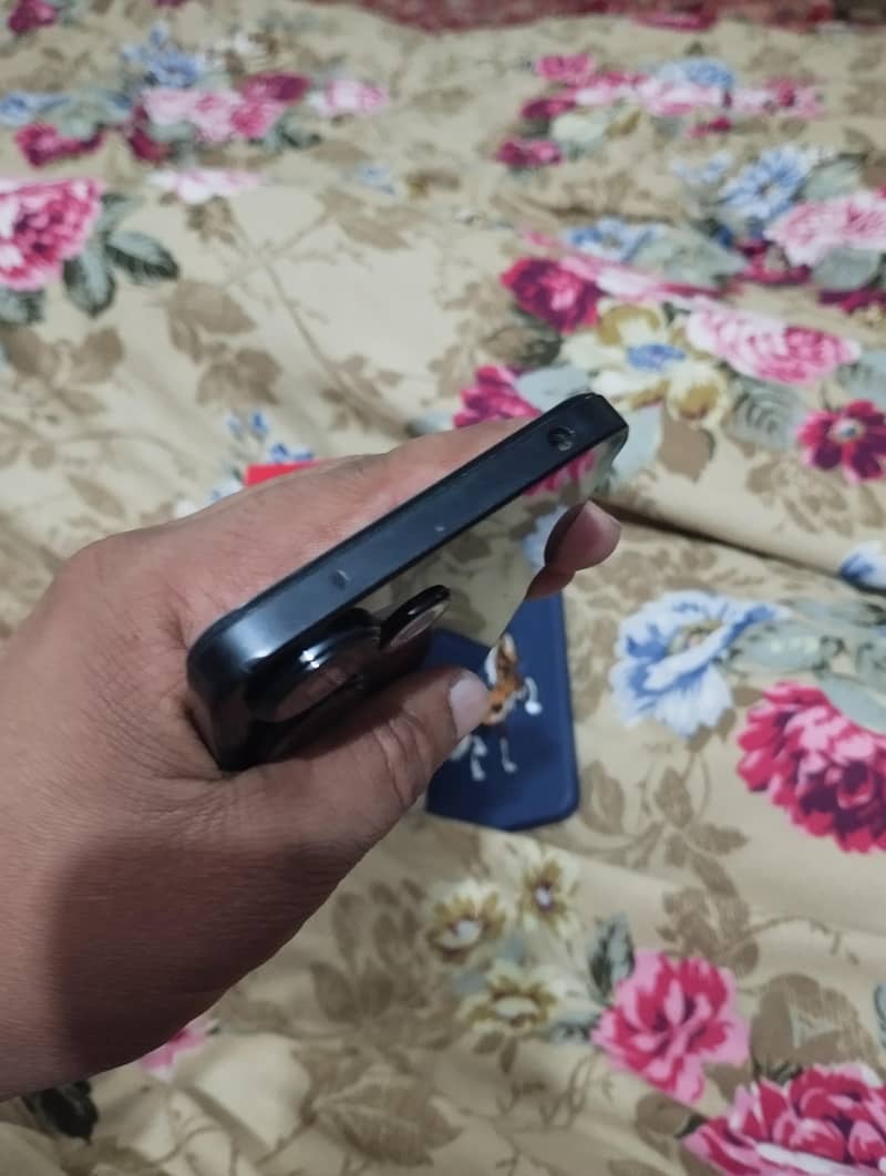 Xiaomi Redmi 13 7