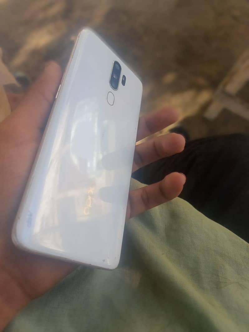 OPPO A5 0