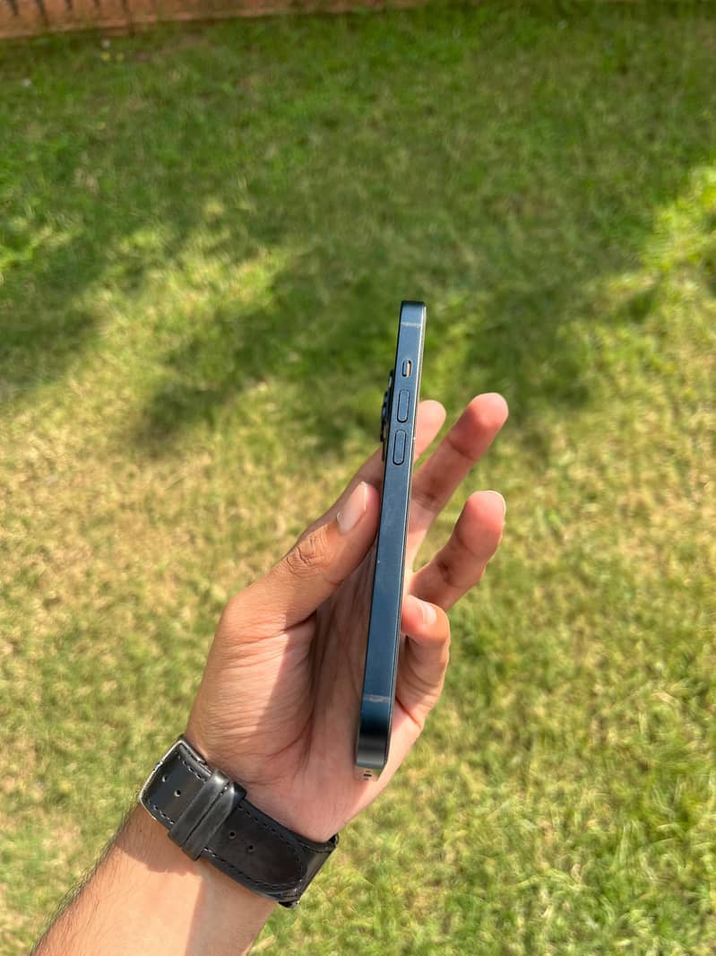 iPhone 14 Jv 2