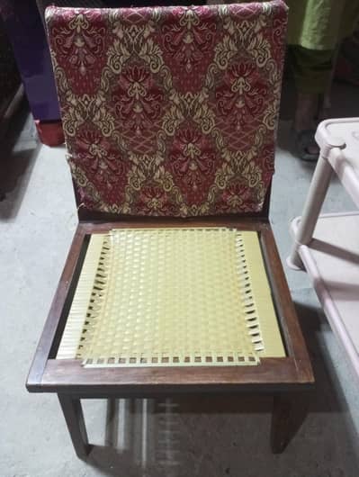 4 chairs for sale