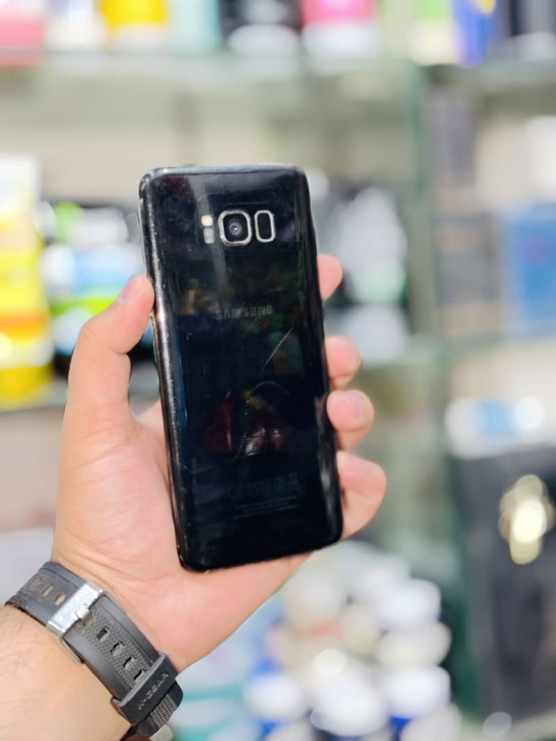 Samsung Mobile S8 Plus 1