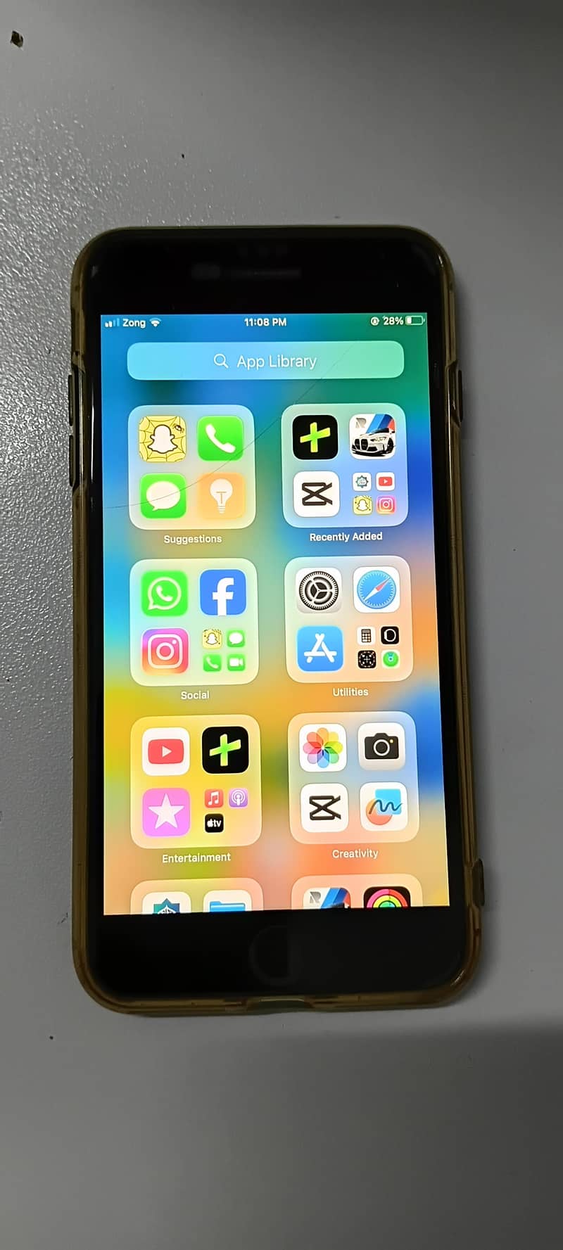 Apple iPhone 8 Plus 0