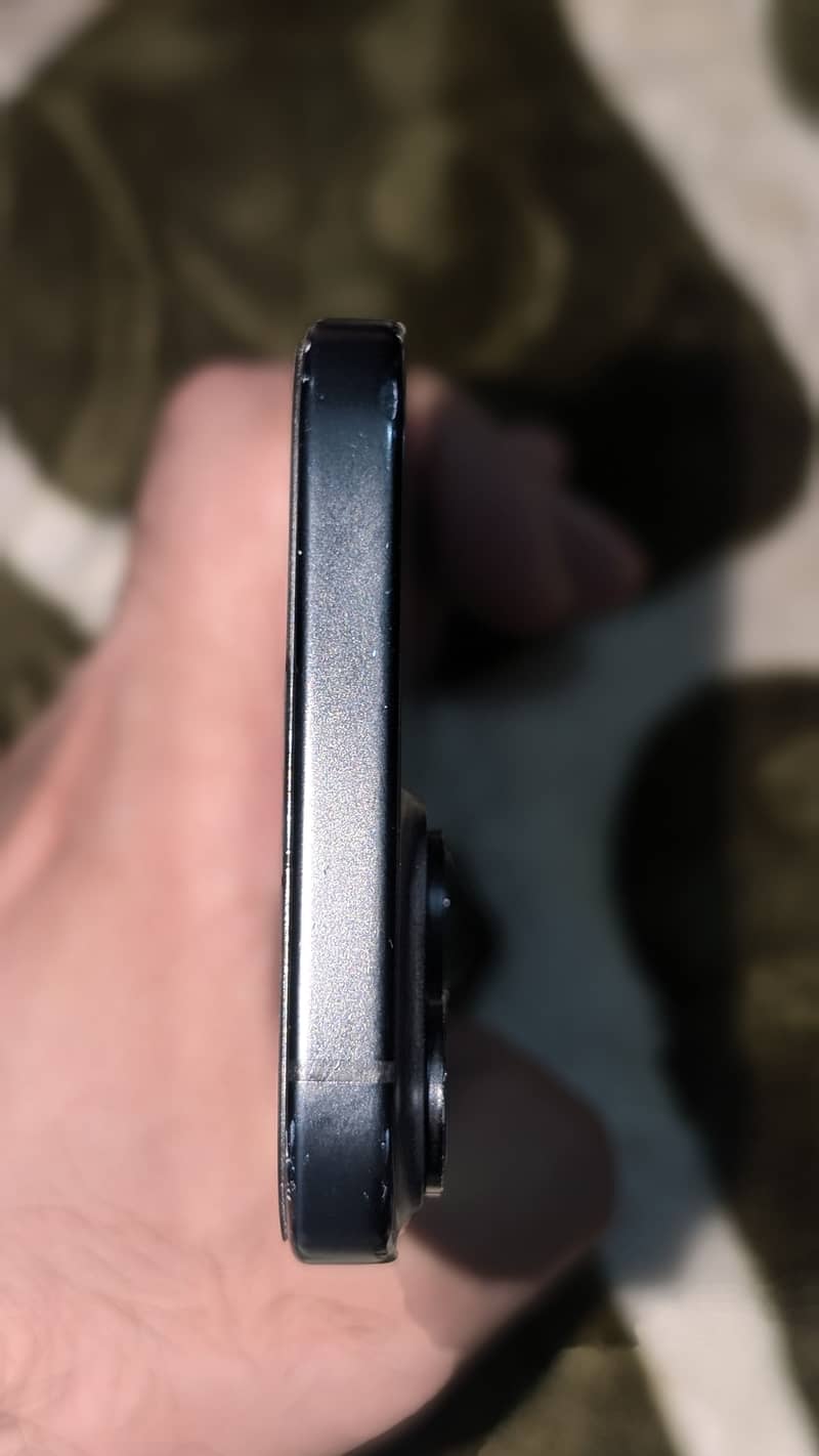 Apple iPhone 15 5