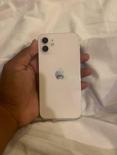 Apple iPhone 12