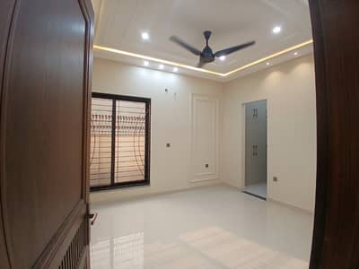 10 Marla Brand New Lower Portion for Rent Near Aslam Mart, Lahore