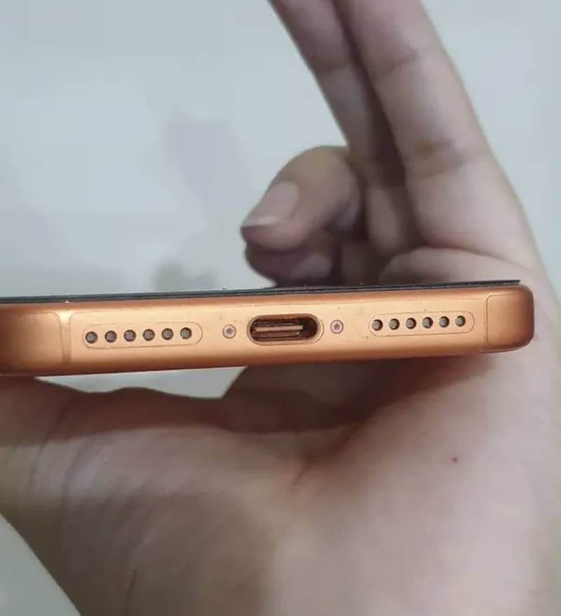 Apple iPhone 17 Pro Max 0