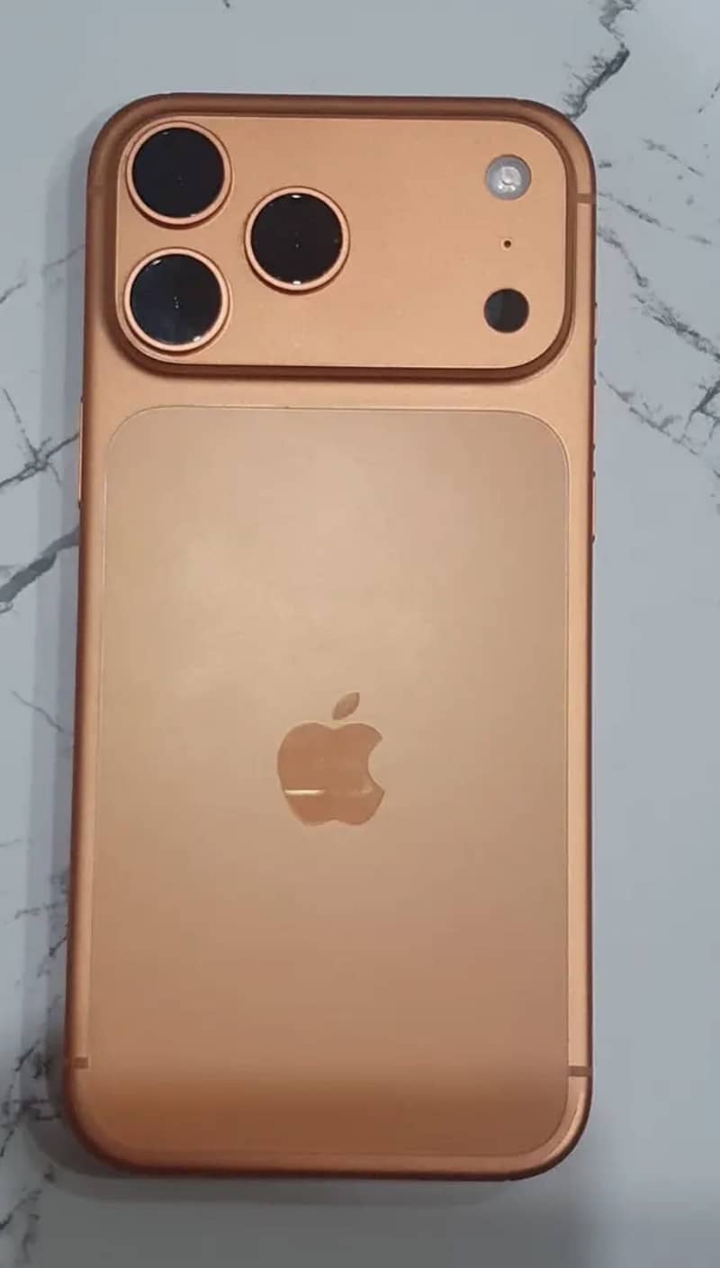 Apple iPhone 17 Pro Max 2