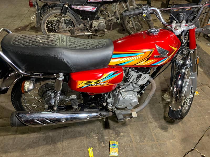 HoNda125 3