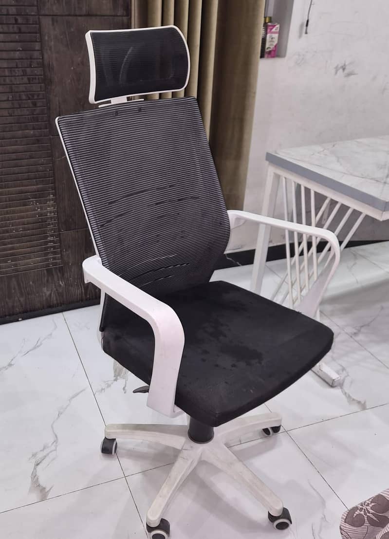 Executive Chairs 0