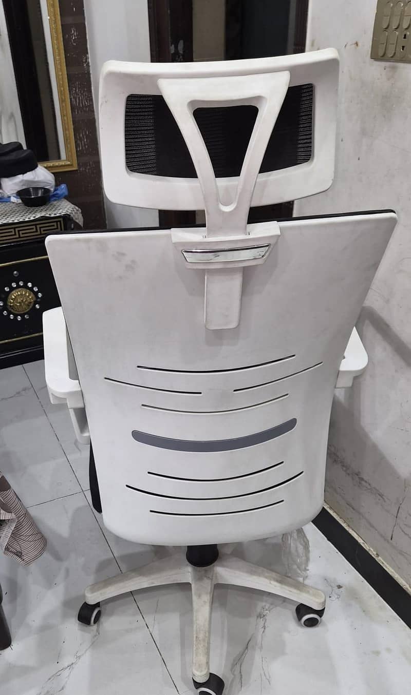 Executive Chairs 1
