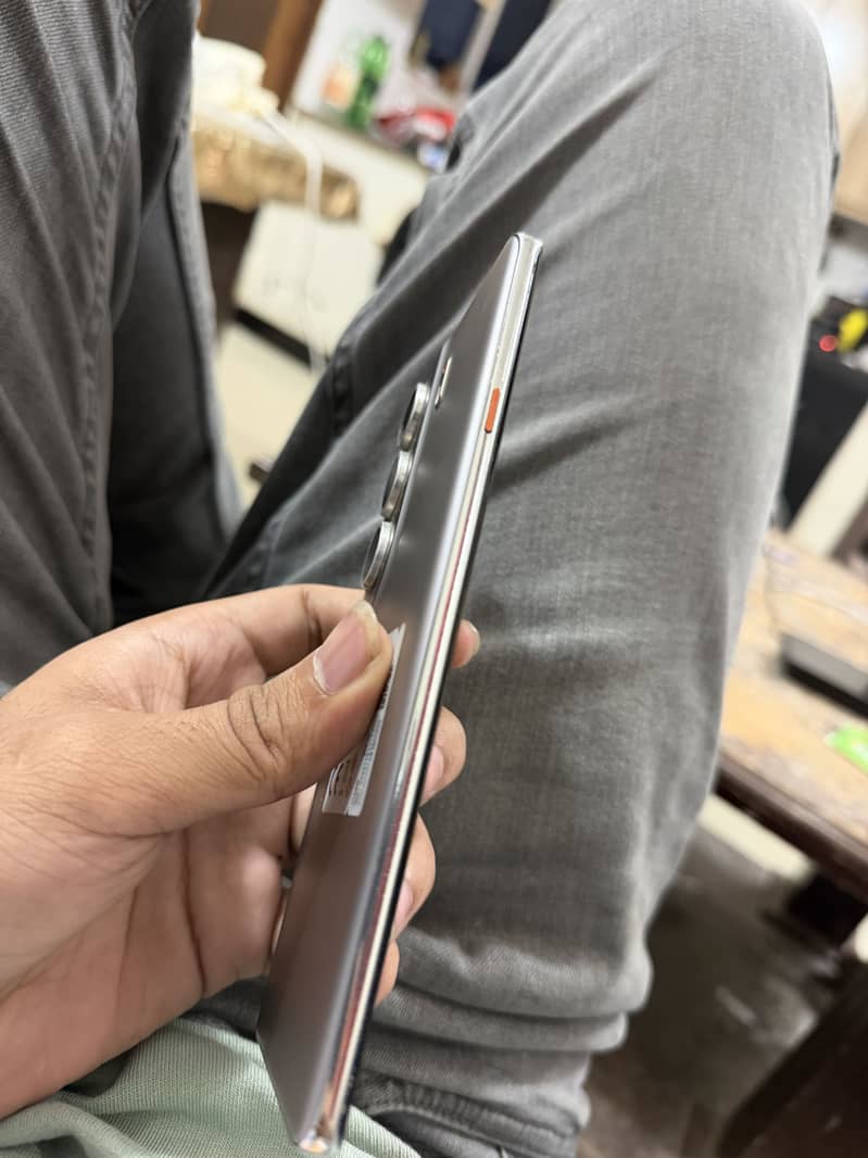 Tecno CAMON 40 Pro 3