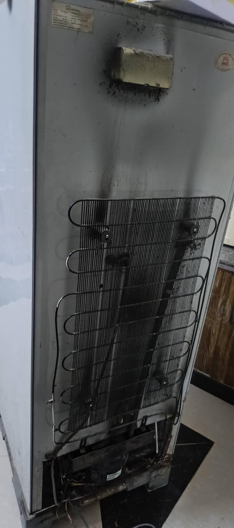 refrigerator 2